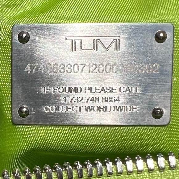 🌻Tumi Hot Pink & Neon Green Leather & Picclic Fabric Tote Bag Size Large - Picture 12 of 12